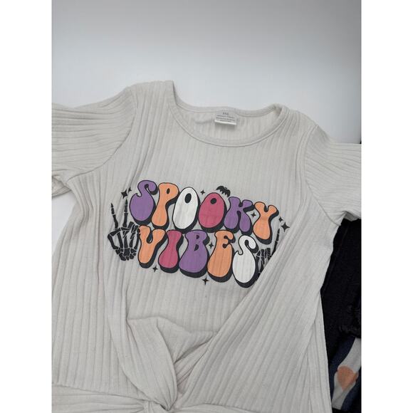 Sparkle in Pink | Girls 3X (8/9) | Spooky Vibes Tee & Distressed Denim Outfit - Picture 4 of 8